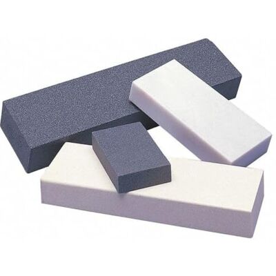 Symantec Watersteen, korrel 220, 1" x 3" x 8" in blauwe kunststof scharnierende doos van Abrasives St. Gobain Symantec Watersteen, korrel 220, 1" x 3" x 8" in blauwe kunststof scharnierende doos van Abrasives St. Gobain