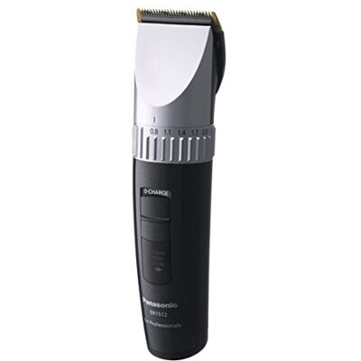 Panasonic ER-1512 Professionele tondeuse, werkt op batterijen en netvoeding, per stuk verpakt Panasonic ER-1512 Professionele tondeuse, werkt op batterijen en netvoeding, per stuk verpakt