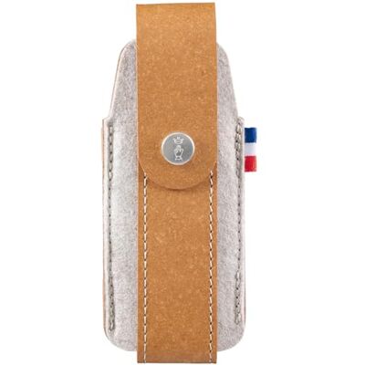 OPINEL Outdoor etui L van gerecycled leer & R-PET-vilt – bruin – duurzame messentas voor N°09, N°10, paddenstoelmessen N°08 en N°10 met kurkentrekker en flesopener OPINEL Outdoor etui L van gerecycled leer & R-PET-vilt – bruin – duurzame messentas voor N°09, N°10, paddenstoelmessen N°08 en N°10 met kurkentrekker en flesopener