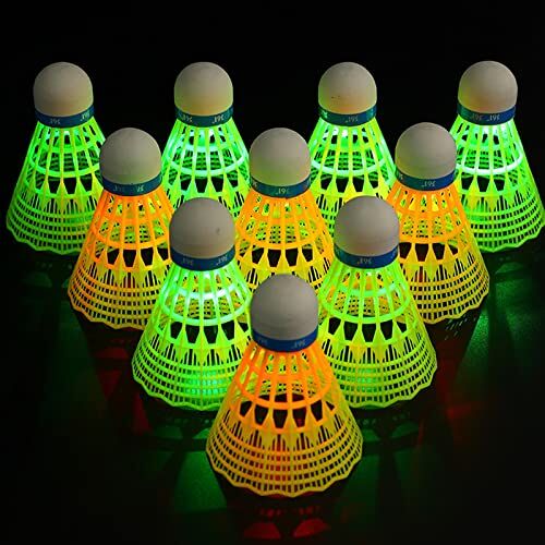 YouYuer 8 stuks LED badmintonshuttle LED nylon sport training badminton natuurlijke shuttle shuttle met stabiliteit duurzaamheid badmintonballen, badmintonballen voor beweging (willekeurige kleur)