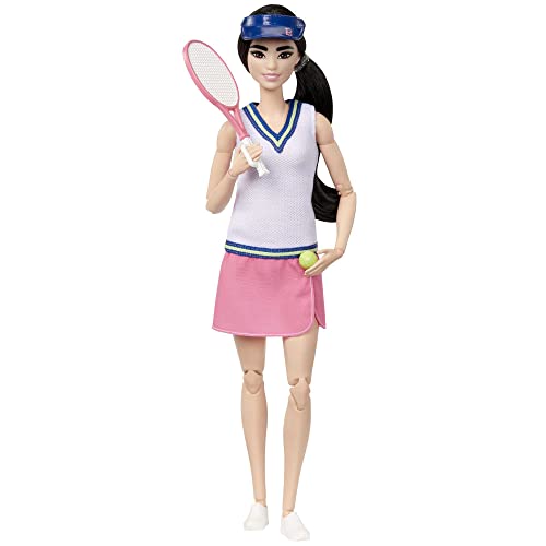 Barbie ​ Pop en Accessoires, Made to Move Beroepenpop, Tennisspeelster met racket en bal HKT73