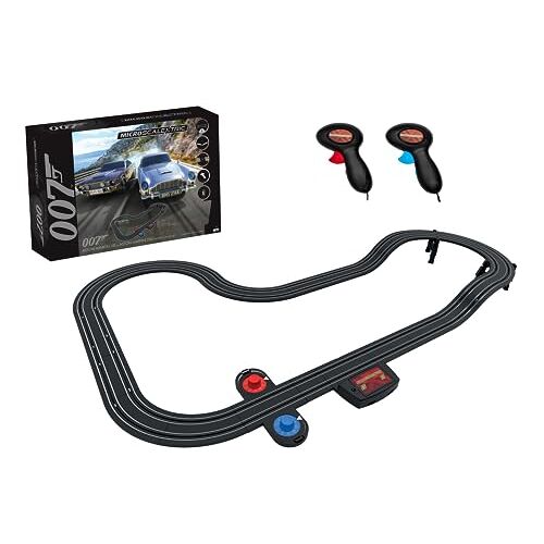 Scalextric Micro  Sets voor kinderen vanaf 4 jaar, James Bond 007 Race Set Aston Martin Batterij aangedreven elektrische racebaan, slot auto racetracks Inclusief: 2x auto's, track, batterij