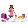 Barbie Poppen en Accessoires Pup Adopteren, speelset met pop, brunette, in roze, 2 puppy's, van kleurveranderend dier en hondentoilet, werkende reismand en 10 onderdelen, HKD87