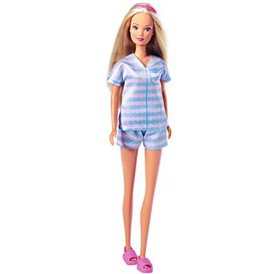SIMBA 105733627 Steffi Love, Steffi draagt een fashionable pyjama met gezichtsmaskers en pantoffels, 29cm, modepop, vanaf 3 jaar SIMBA 105733627 Steffi Love, Steffi draagt een fashionable pyjama met gezichtsmaskers en pantoffels, 29cm, modepop, vanaf 3 jaar
