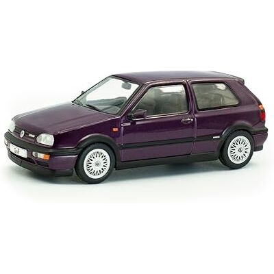 Solido VW Golf MKIII VR6 (1994) Compacte hot-hatch met zescilinder-look, heldere lijngeleiding, Diecast modelauto, paars, 1:43 Solido VW Golf MKIII VR6 (1994) Compacte hot-hatch met zescilinder-look, heldere lijngeleiding, Diecast modelauto, paars, 1:43