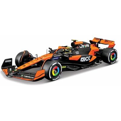 Maisto Bburago 1:24 2024 Race McLaren MCL38 met helm, Norris #4 Maisto Bburago 1:24 2024 Race McLaren MCL38 met helm, Norris #4