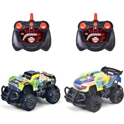 Dickie Toys RC Mini Monster Truck (14 cm), op afstand bestuurde auto voor kinderen vanaf 6 jaar, 2-kanaals 2,4 GHz draadloze bediening, licht onder de carrosserie, tot 10 km/u, 2-voudig gesorteerd Dickie Toys RC Mini Monster Truck (14 cm), op afstand bestuurde auto voor kinderen vanaf 6 jaar, 2-kanaals 2,4 GHz draadloze bediening, licht onder de carrosserie, tot 10 km/u, 2-voudig gesorteerd