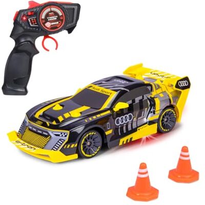 Dickie Toys RC Audi S1 E-Tron Quattro Drift Car 1:24 – 2,4 GHz, 4WD, drift functie, led-vloerverlichting – USB-opladen – RTR op afstand bestuurde auto Dickie Toys RC Audi S1 E-Tron Quattro Drift Car 1:24 – 2,4 GHz, 4WD, drift functie, led-vloerverlichting – USB-opladen – RTR op afstand bestuurde auto