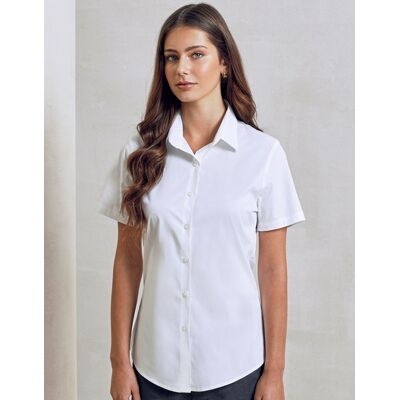Premier Workwear PW346 Women´s Stretch Fit Poplin Short Sleeve Cotton Shirt Premier Workwear PW346 Women´s Stretch Fit Poplin Short Sleeve Cotton Shirt