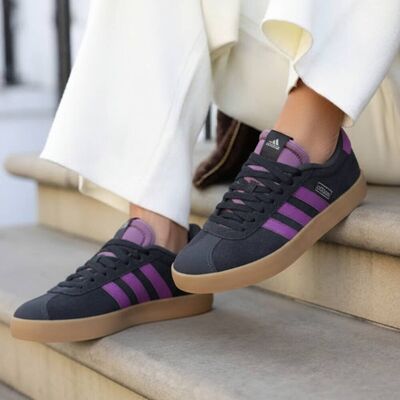 Adidas VL Court 3.0 Sneakers blauw Synthetisch Blauw 40,38,37 1/3,39 1/3,36 female Adidas VL Court 3.0 Sneakers blauw Synthetisch Blauw 40,38,37 1/3,39 1/3,36 female