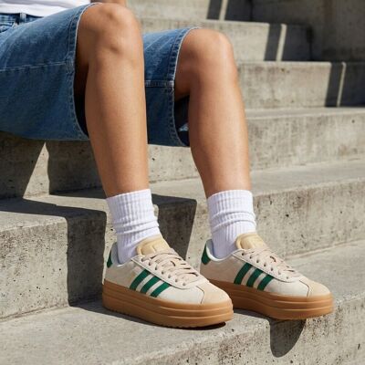 Adidas VL Court Bold Sneakers beige Leer Beige 39 1/3,38,36,38 2/3 female Adidas VL Court Bold Sneakers beige Leer Beige 39 1/3,38,36,38 2/3 female