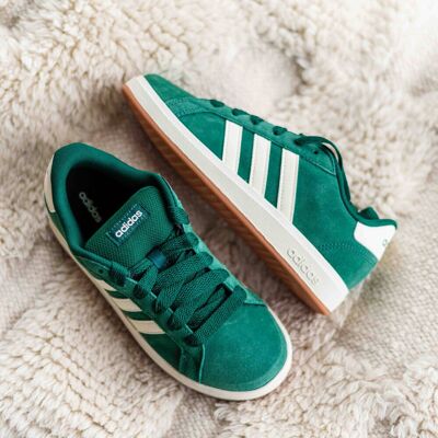 Adidas Grand Court 00's Sneakers groen Suede Groen 40,39 1/3,36,38,37 1/3 male Adidas Grand Court 00's Sneakers groen Suede Groen 40,39 1/3,36,38,37 1/3 male