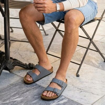 Birkenstock Arizona Birko-Flor Slippers Grijs Smal Grijs 40,41,42,43,44,45,46 male Birkenstock Arizona Birko-Flor Slippers Grijs Smal Grijs 40,41,42,43,44,45,46 male