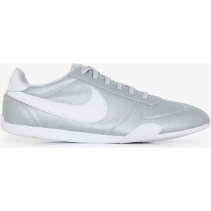 Schoenen Nike Sprint Sister Zilver/wit Dames 37,5 Schoenen Nike Sprint Sister Zilver/wit Dames 37,5