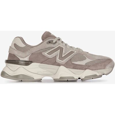 Schoenen New Balance 9060 Beige/bruin Heren 41,5 Schoenen New Balance 9060 Beige/bruin Heren 41,5