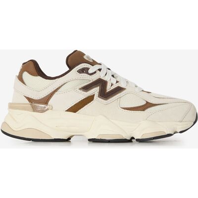Schoenen New Balance 9060 Ecru/bruin Dames 39 Schoenen New Balance 9060 Ecru/bruin Dames 39