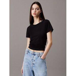 Calvin Klein Jeansvoor vrouwen. J20J225540 T-shirt met logo op de kraag zwart (S), Casual, Korte mouwen, Biologisch katoen, Duurzaam Calvin Klein Jeansvoor vrouwen. J20J225540 T-shirt met logo op de kraag zwart (S), Casual, Korte mouwen, Biologisch katoen, Duurzaam