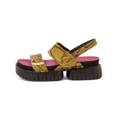 Artvoor vrouwen. 1188113XT003_024 Gele leren sandalen van Madeira (37), Leer, 3 tot 5 cm, Klittenband, Casual, Geel Artvoor vrouwen. 1188113XT003_024 Gele leren sandalen van Madeira (37), Leer, 3 tot 5 cm, Klittenband, Casual, Geel