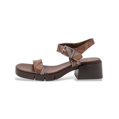 Artvoor vrouwen. 1206012GE003_ESP Veelkleurige leren sandalen 2060 (38), Leer, 5 tot 8 cm, Gesp, Casual Artvoor vrouwen. 1206012GE003_ESP Veelkleurige leren sandalen 2060 (38), Leer, 5 tot 8 cm, Gesp, Casual