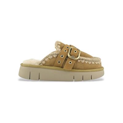 Mouvoor vrouwen. MU.FW531030A Bruine leren klompen met gespsluiting (37), Leer, 3 tot 5 cm, Geen, Casual Mouvoor vrouwen. MU.FW531030A Bruine leren klompen met gespsluiting (37), Leer, 3 tot 5 cm, Geen, Casual