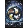 Harpercollins Holland Bevroren Nacht - Sara Raasch