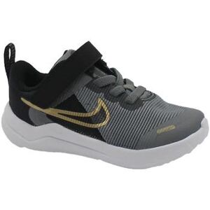Nike Hardloopschoenen Nike NIK-CCC-DM4191-005 Grijs 26,23 1/2 Boy