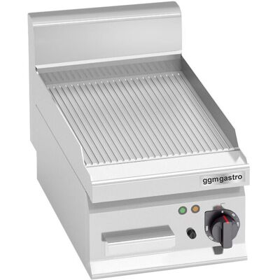 GGM Gastro Elektrische bakplaat - 4kW - Geribbeld - Bakoppervlak: 296x430mm zilver GGM Gastro Elektrische bakplaat - 4kW - Geribbeld - Bakoppervlak: 296x430mm zilver