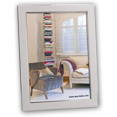 Zep Italia Zilveren 20x30 cm Fotolijst Zep Italia Zilveren 20x30 cm Fotolijst