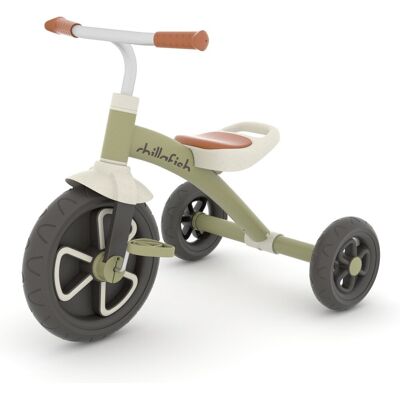 Chillafish driewieler 1 jaar voor jongens met anti slip pedalen - retro loopfiets voor peuters tot 5 jaar - groen - lichtgewicht en stabiel met draaghandvat - stille anti slip banden voor binnen en buiten - model ziggi Chillafish driewieler 1 jaar voor jongens met anti slip pedalen - retro loopfiets voor peuters tot 5 jaar - groen - lichtgewicht en stabiel met draaghandvat - stille anti slip banden voor binnen en buiten - model ziggi