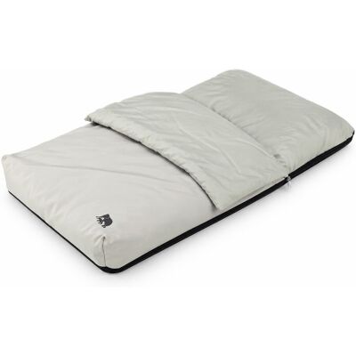 Deryan airtraveller vliegtuigbedje - reiskussen met matras - compact opgevouwen Deryan airtraveller vliegtuigbedje - reiskussen met matras - compact opgevouwen