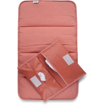 KipKep napper verschonings-set - sienna - verschoonmatje en luier-etuitje - waterproof - wasbaar - gecoat - roze rood KipKep napper verschonings-set - sienna - verschoonmatje en luier-etuitje - waterproof - wasbaar - gecoat - roze rood