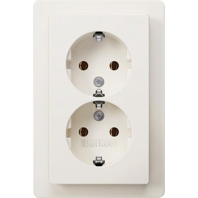 Berker q1 wandcontactdoos - inbouw - 2-voudig - randaarde - belastbaar tot 2300 watt - polarwit Berker q1 wandcontactdoos - inbouw - 2-voudig - randaarde - belastbaar tot 2300 watt - polarwit