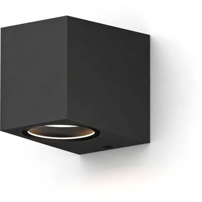 Calex wandlamp downlight sanremo - gu10 - ip54 water- en stofbestendig - geschikt voor binnen en buiten - eenvoudige installatie - rechthoek - zwart Calex wandlamp downlight sanremo - gu10 - ip54 water- en stofbestendig - geschikt voor binnen en buiten - eenvoudige installatie - rechthoek - zwart