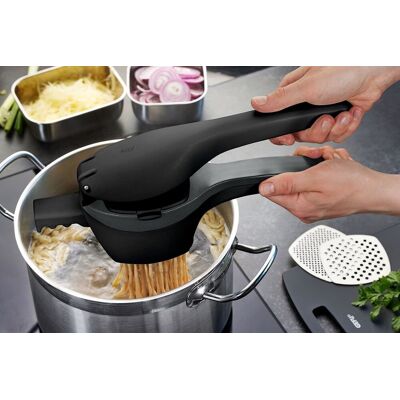 Gefu G13155 Aardappel- en groentepresse - Aardappelen, fruit, spaetzle Gefu G13155 Aardappel- en groentepresse - Aardappelen, fruit, spaetzle