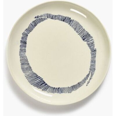 Serax - ottolenghi feast - bord s - wit/blauw - 19 ø - 2 stuks Serax - ottolenghi feast - bord s - wit/blauw - 19 ø - 2 stuks