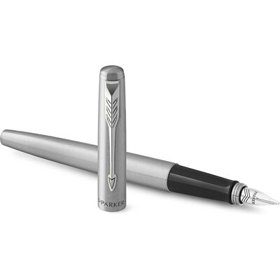 Parker jotter vulpen roestvrij staal met chromen afwerking medium penpunt blauwe inkt geschenkverpakking Parker jotter vulpen roestvrij staal met chromen afwerking medium penpunt blauwe inkt geschenkverpakking