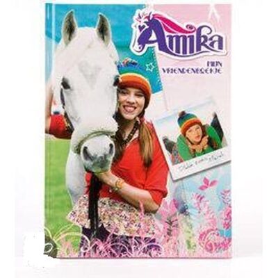Studio 100 Amika vriendenboek laat je beste vriendjes hier in schrijven Studio 100 Amika vriendenboek laat je beste vriendjes hier in schrijven