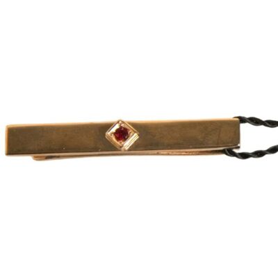 Dolce & Gabbana Gouden Stropdasclip met Robijnaccent One Size Dolce & Gabbana Gouden Stropdasclip met Robijnaccent One Size