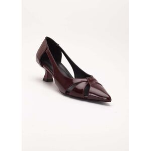 Forever & Always Sidal Kitten Heel Leren Pumps (Dames) 37 Forever & Always Sidal Kitten Heel Leren Pumps (Dames) 37