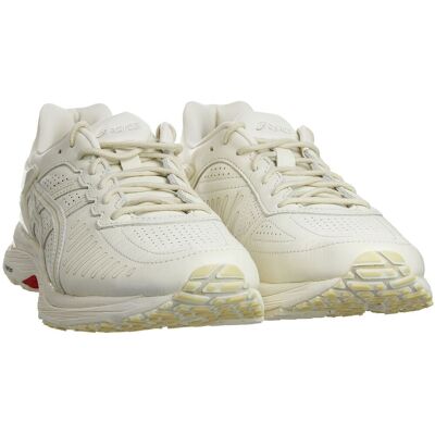 Asics MetaRun SPS Heren Beige Hardloopschoenen - Maat UK 7 Asics MetaRun SPS Heren Beige Hardloopschoenen - Maat UK 7