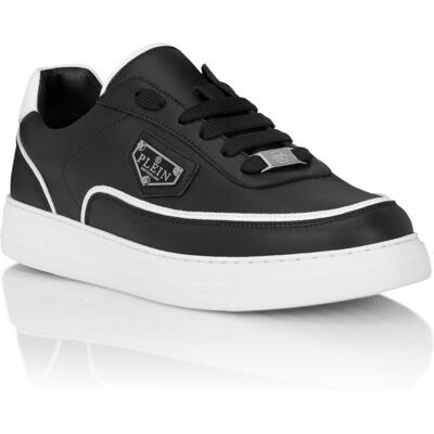 Philipp Plein Low-Top Sneakers Triangle 43 Philipp Plein Low-Top Sneakers Triangle 43