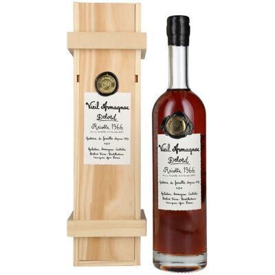 Vieil Armagnac Delord Vintage Récolte 1966 40% Vol. 0,7l in Holzkiste Vieil Armagnac Delord Vintage Récolte 1966 40% Vol. 0,7l in Holzkiste