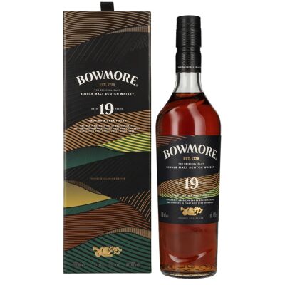Bowmore 19 Years Old Pinot Noir Cask Finish Islay Single Malt 43% Vol. 0,7l in geschenkverpakking Bowmore 19 Years Old Pinot Noir Cask Finish Islay Single Malt 43% Vol. 0,7l in geschenkverpakking