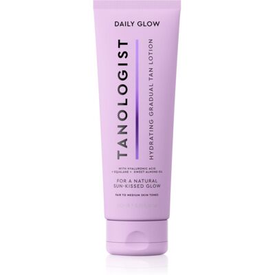 TANOLOGIST Daily Glow Hydraterende Bodylotion voor Gelijkmatige Bruining Tint Light To Medium 250 ml TANOLOGIST Daily Glow Hydraterende Bodylotion voor Gelijkmatige Bruining Tint Light To Medium 250 ml