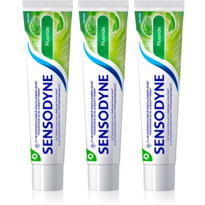 Sensodyne Fluoride Tandpasta voor Gevoelige Tanden 3x75 ml Sensodyne Fluoride Tandpasta voor Gevoelige Tanden 3x75 ml