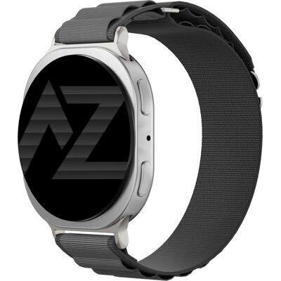Accezz Nylon Alpine bandje voor de Samsung Galaxy Watch 9 (40/44mm) / Watch 8 (40/44mm) / Classic (46mm) - Dark Grey Accezz Nylon Alpine bandje voor de Samsung Galaxy Watch 9 (40/44mm) / Watch 8 (40/44mm) / Classic (46mm) - Dark Grey