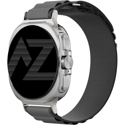 Accezz Nylon Alpine bandje voor de Samsung Galaxy Watch Ultra 2 (2026) / Ultra (2024/2025) - Dark Grey Accezz Nylon Alpine bandje voor de Samsung Galaxy Watch Ultra 2 (2026) / Ultra (2024/2025) - Dark Grey