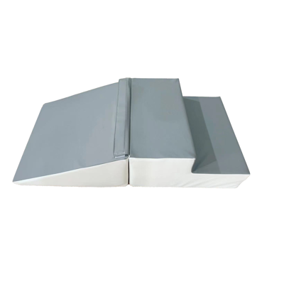 Viking Veilige schuimblokken glijbaan - Educatief speelgoed voor kinderen - 25 cm Viking Veilige schuimblokken glijbaan - Educatief speelgoed voor kinderen - 25 cm
