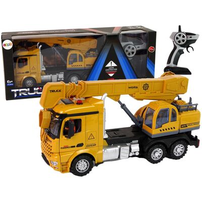LEAN Toys Bestuurbare auto - vrachtwagen met kraan - 34x10x16cm - geel LEAN Toys Bestuurbare auto - vrachtwagen met kraan - 34x10x16cm - geel