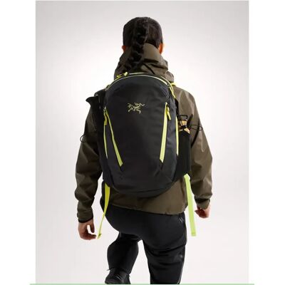 Arc'Teryx Arc' teryx Mantis 26 Daypack (Maat - 26, Kleur - Black / Euphoria) Arc'Teryx Arc' teryx Mantis 26 Daypack (Maat - 26, Kleur - Black / Euphoria)